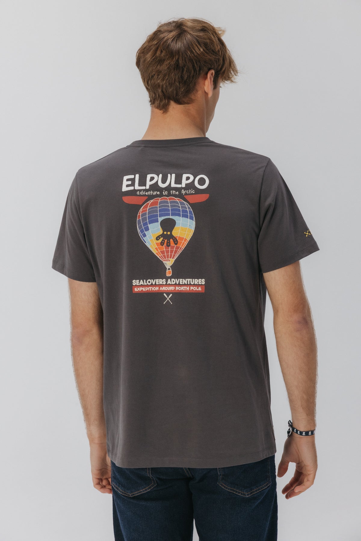 CAMISETA ADVENTURE IN THE ARTIC ANTRACITA