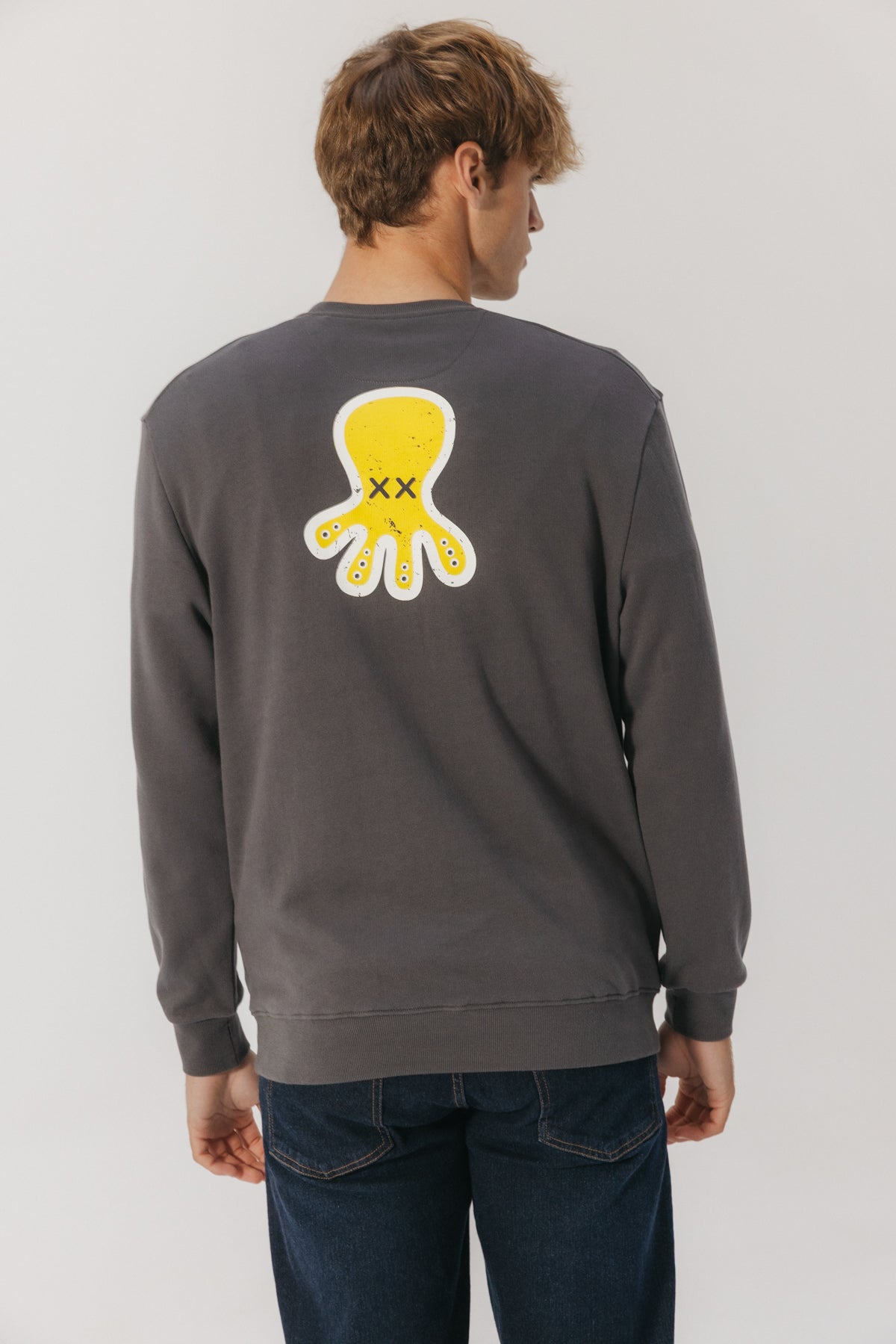 SUDADERA ESTAMPADO TRIPLE LOGO DESGASTADO ANTRACITA