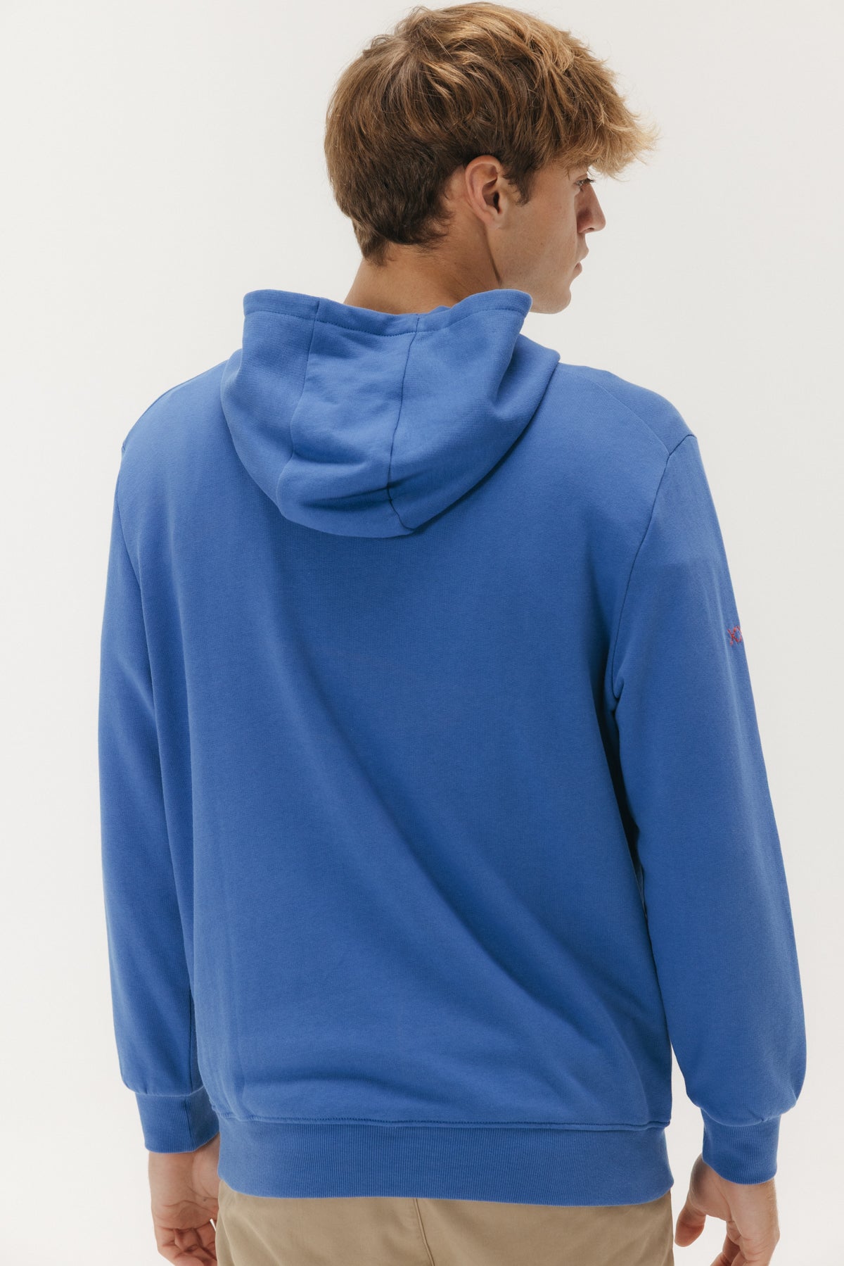SUDADERA CAPUCHA LOGO BORDADO AZUL ELÉCTRICO