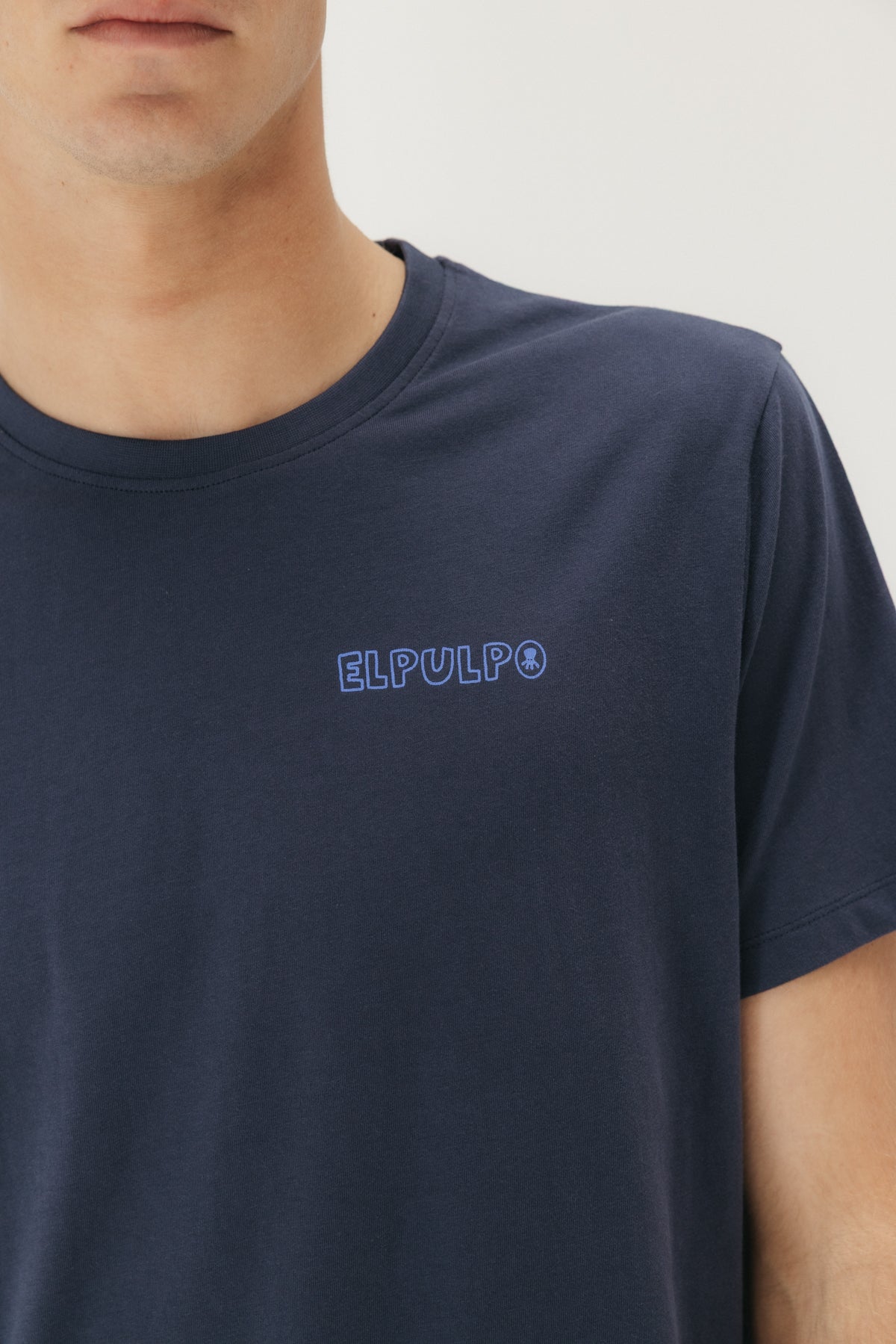CAMISETA REMOS DESGASTADO AZUL MARINO DELAVÉ