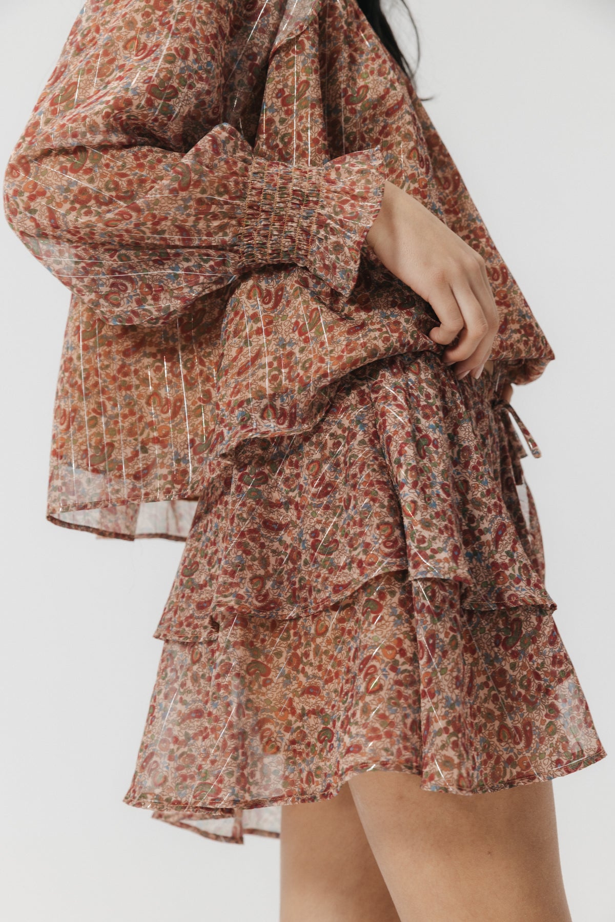 FALDA TEEN ESTAMPADO FLORAL VOLANTES CAMEL