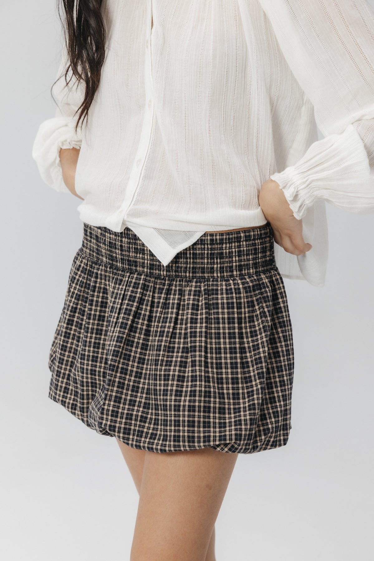 Falda mini globo cuadros negro