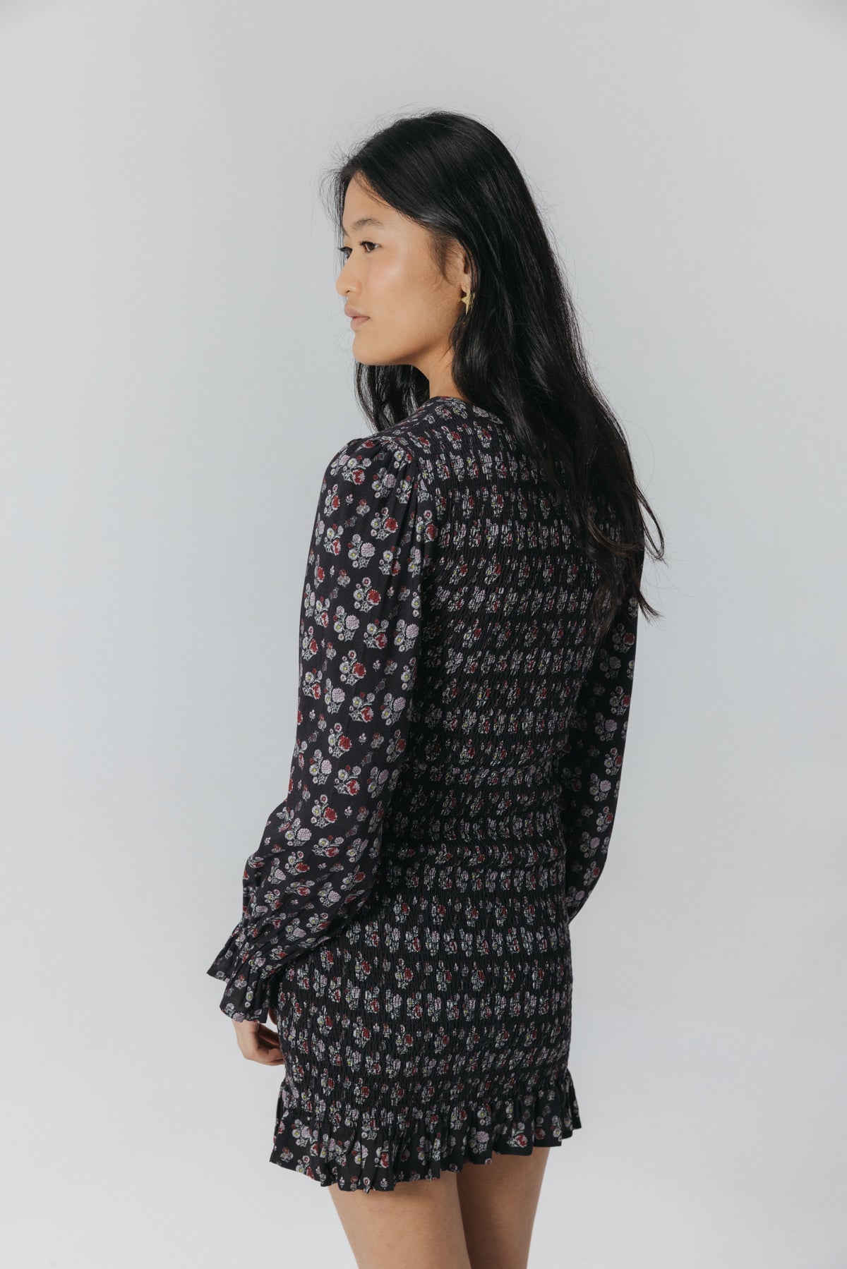 VESTIDO TEEN GOMAS ESTAMPADO FLORES GRANDES NEGRO