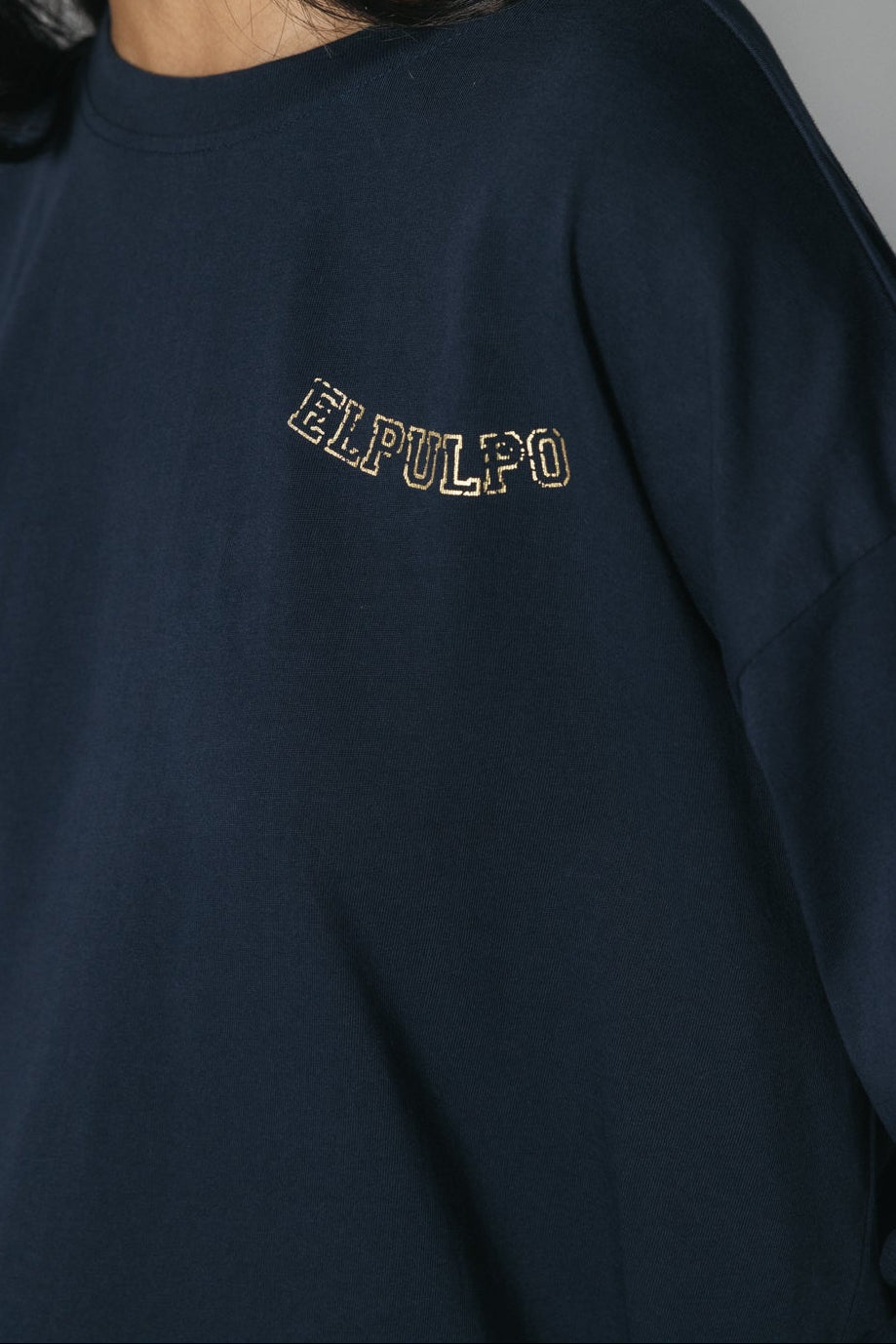 CAMISETA TEEN MANGA LARGA ESTAMPADO LOVE WINGS AZUL MARINO