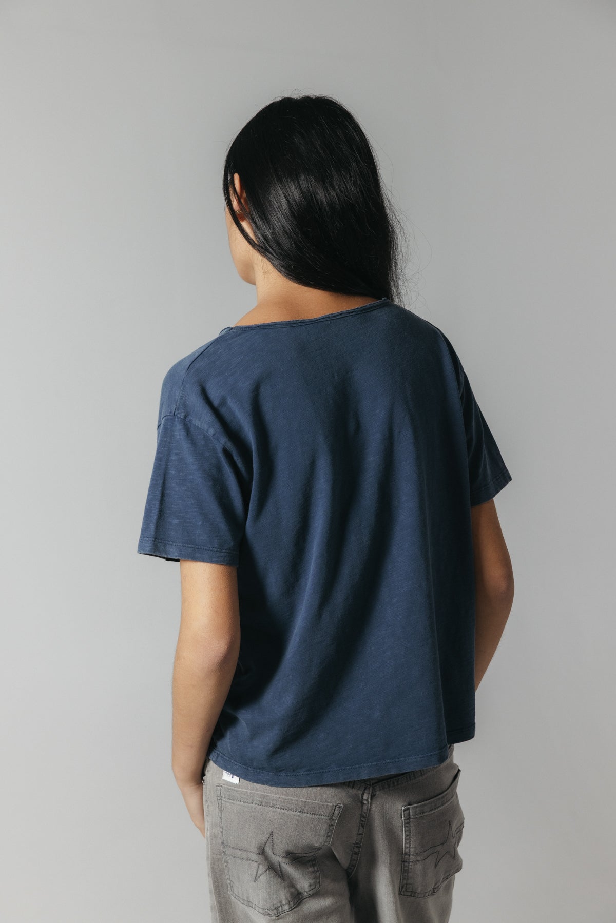 CAMISETA TEEN PARCHE AZUL MARINO