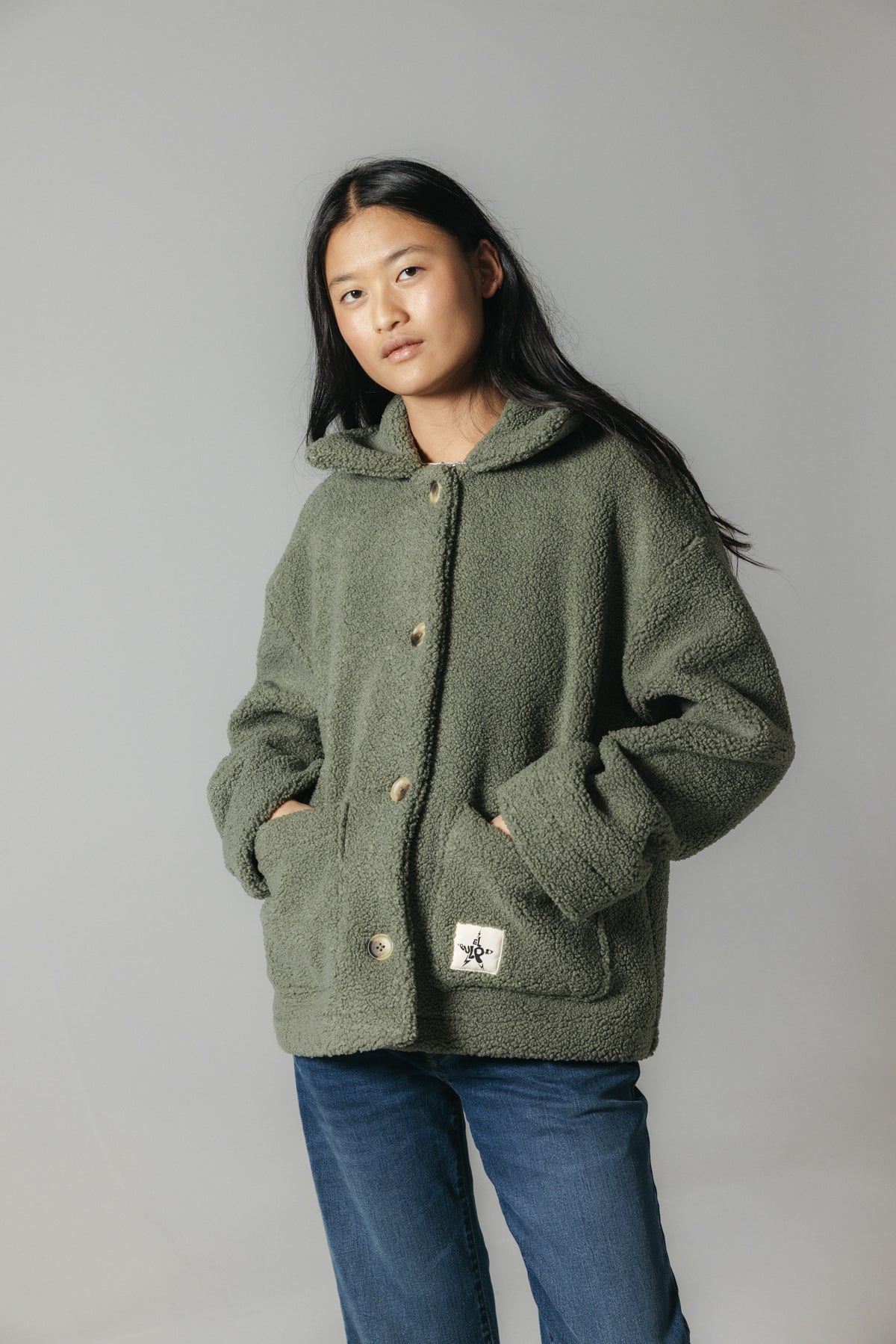 ABRIGO TEEN BORREGUILLO VERDE MILITAR