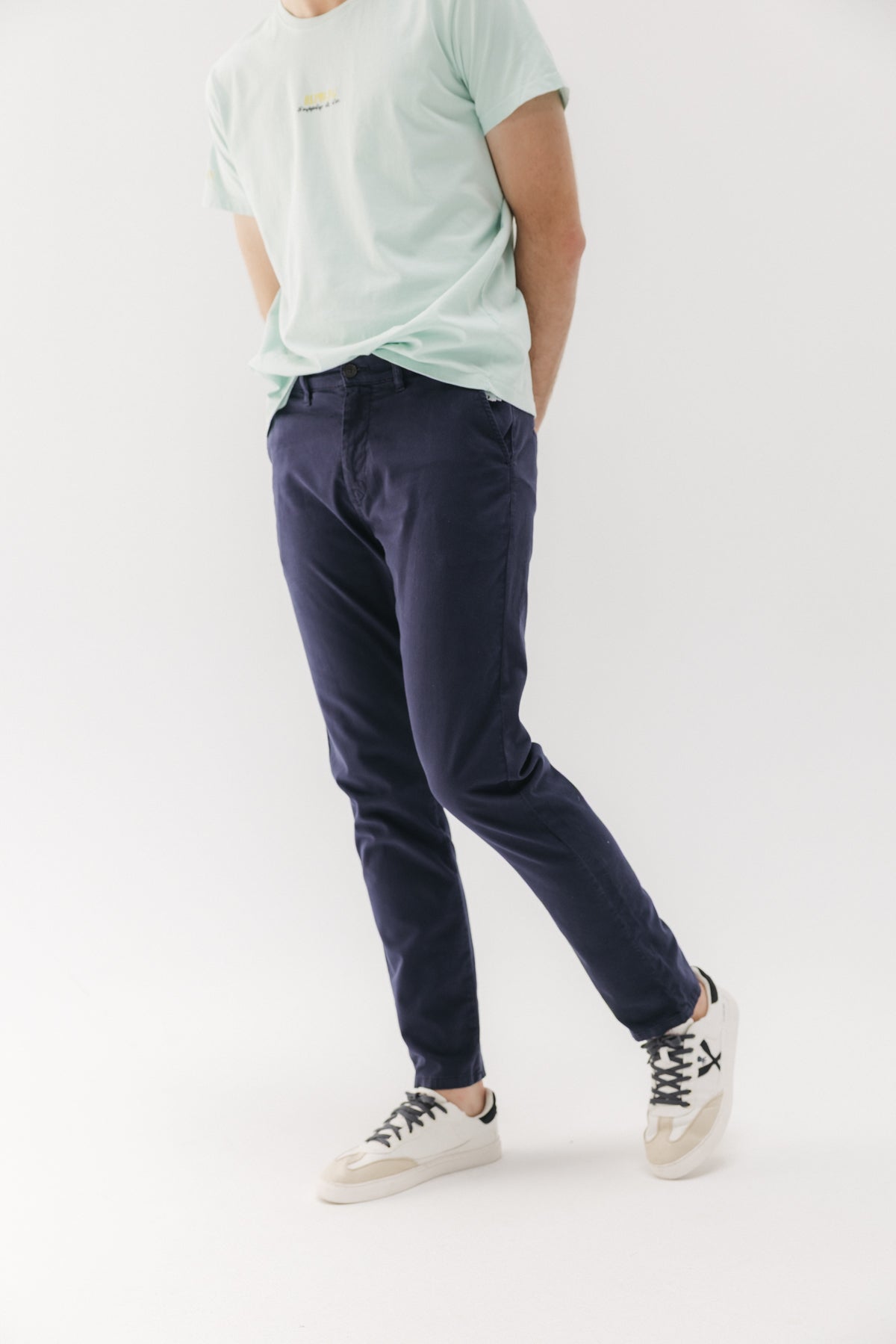 PANTALON CHINO TWILL AZUL MARINO