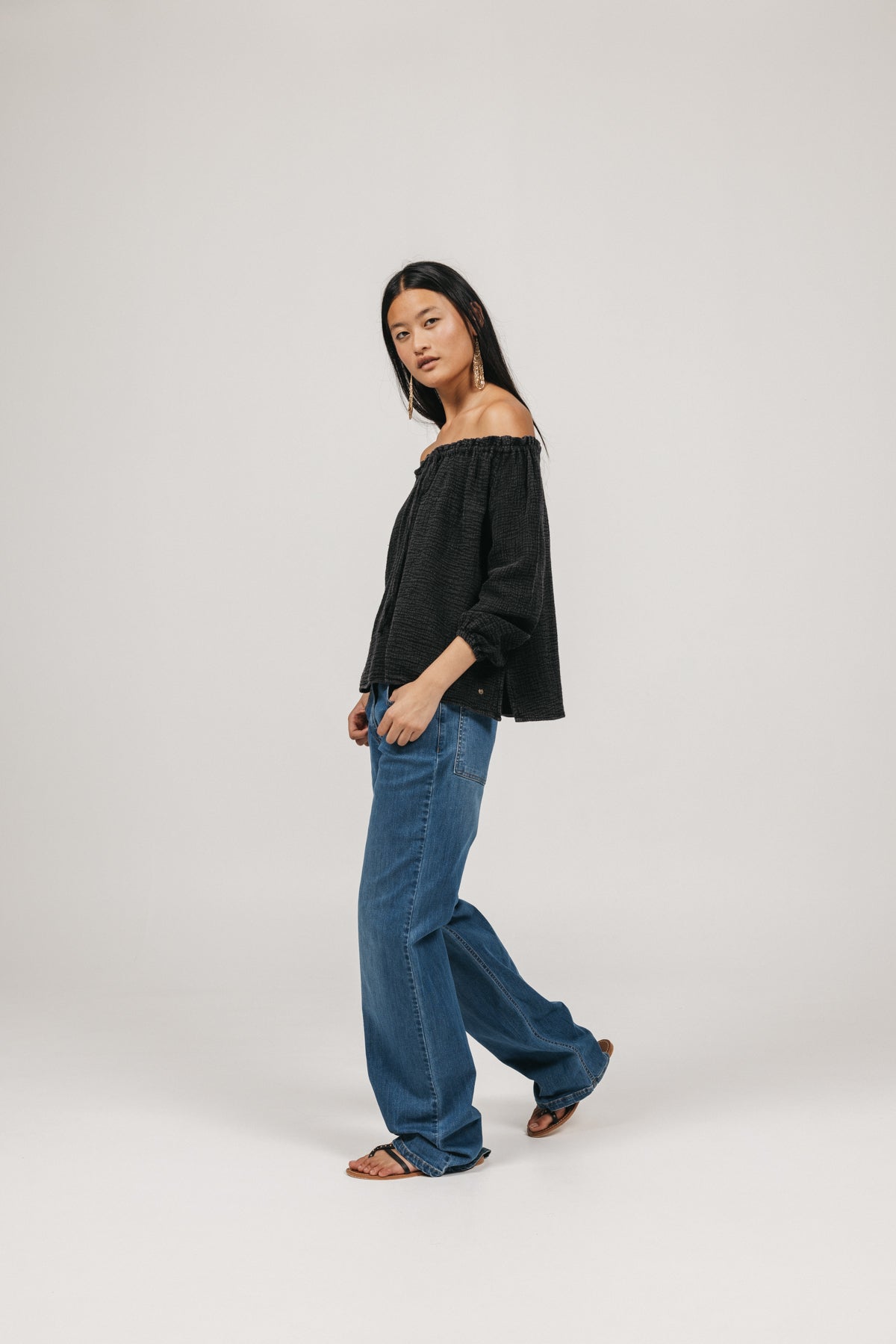 BLUSA TEEN CUELLO BARCO BAMBULA ANTRACITA