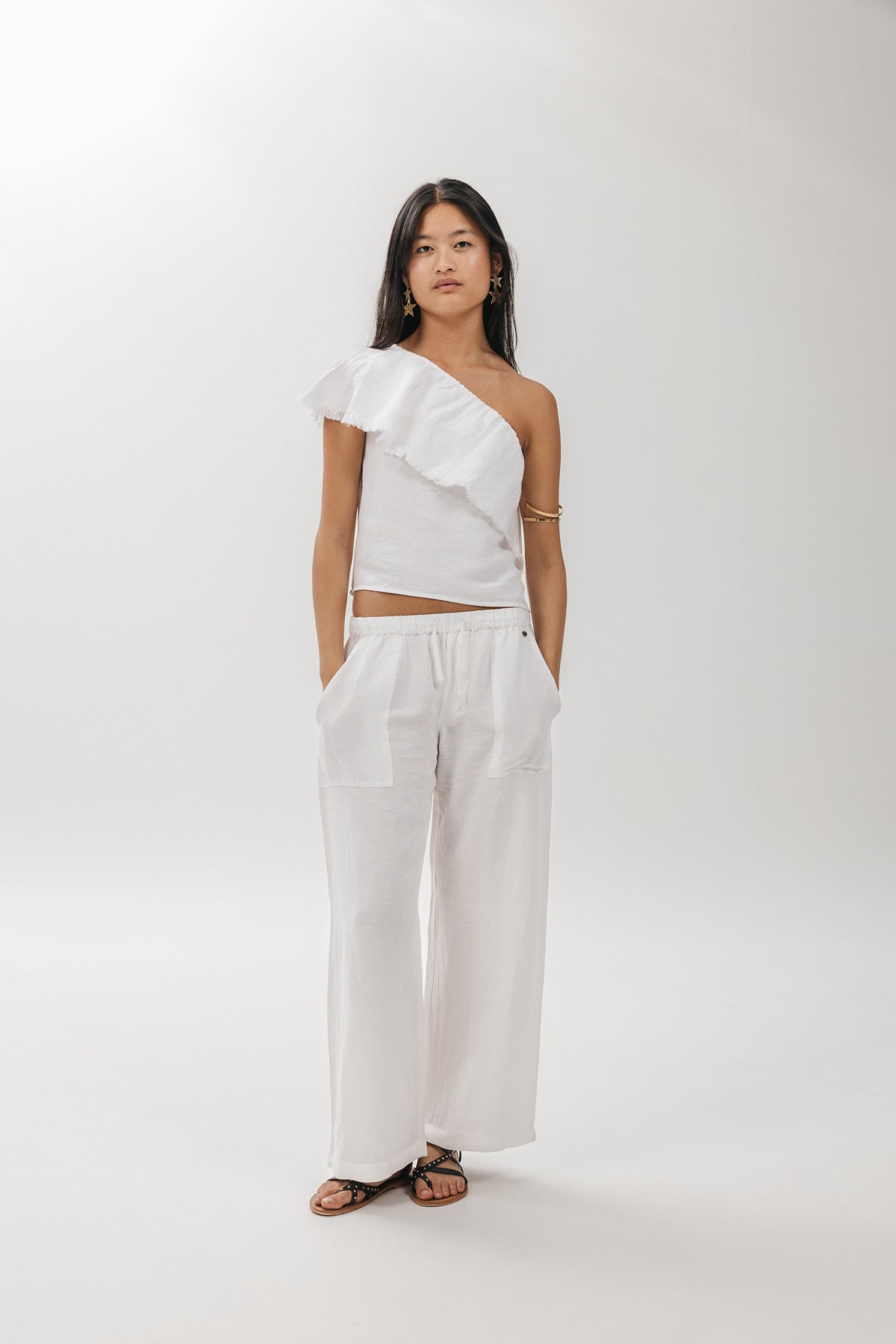 PANTALÓN TEEN FLUIDO BOLSILLOS LATERALES BLANCO PURO