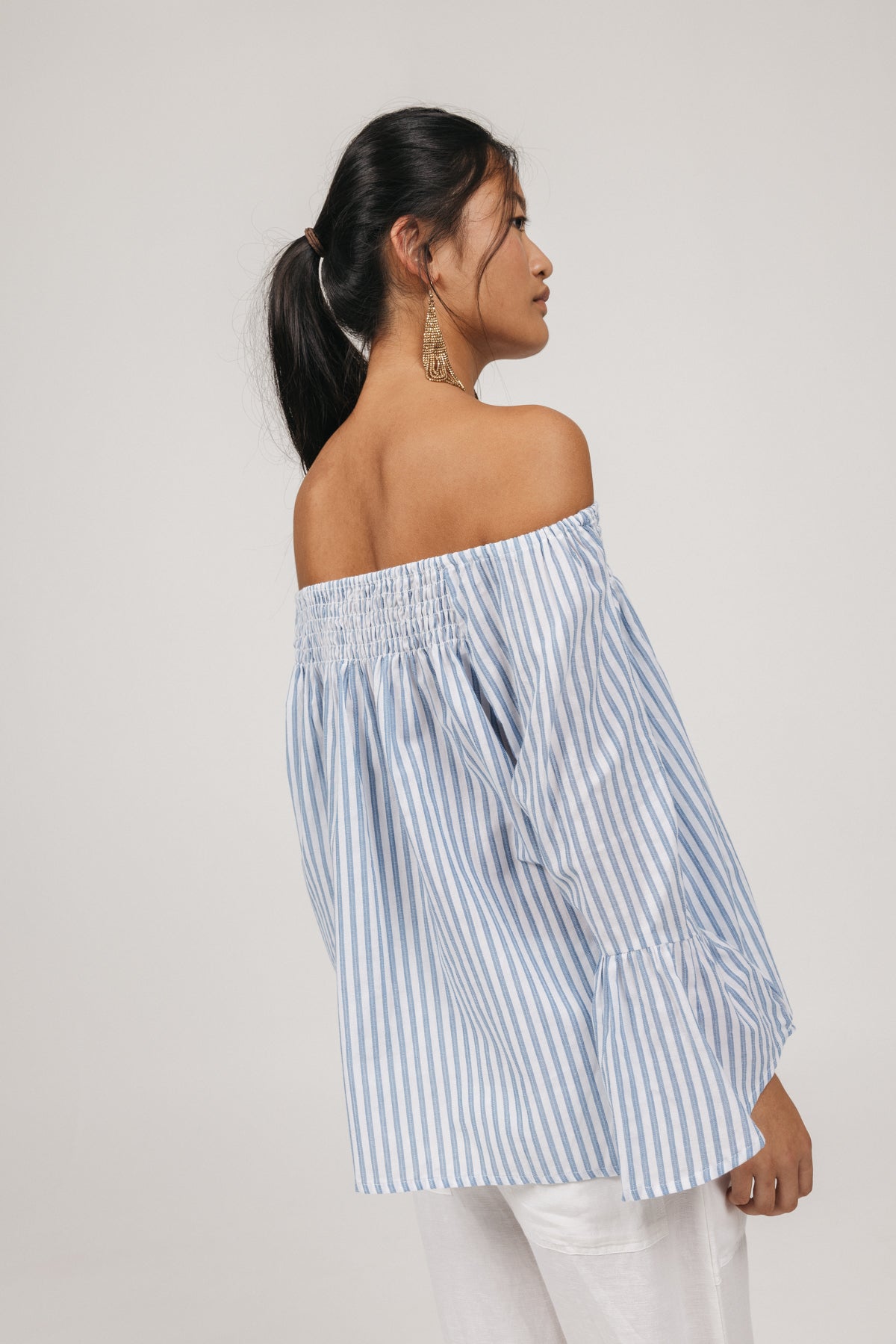 TEEN BOAT NECK ELECTRIC BLUE STRIPED RUBBER TOP