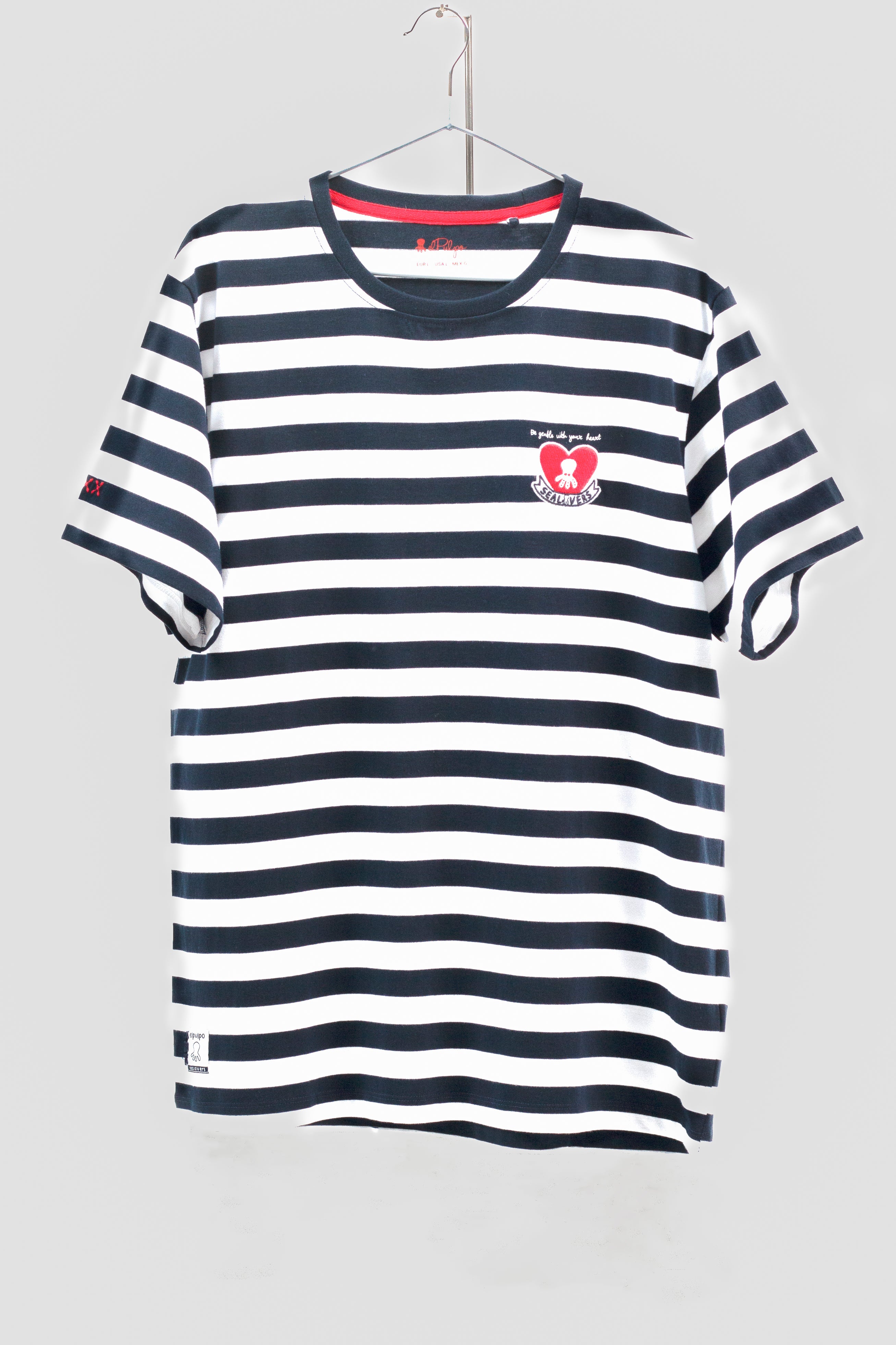 Camiseta de rayas corazón azul marino