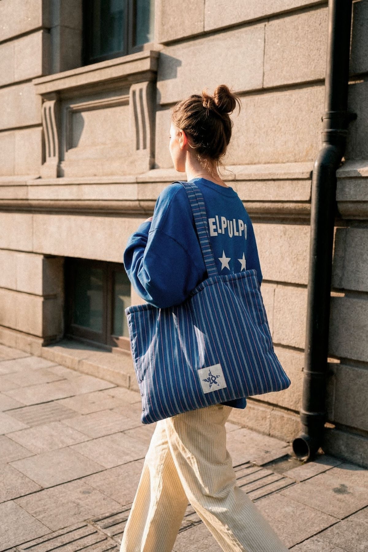 Sudadera teen estampado city of stars azul medio delavé